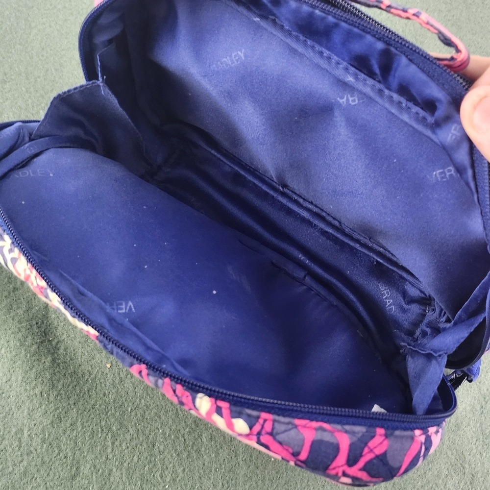 Vera Bradley Blush & Brush Makeup Case Katalina Pink - EUC - Picture 5 of 8